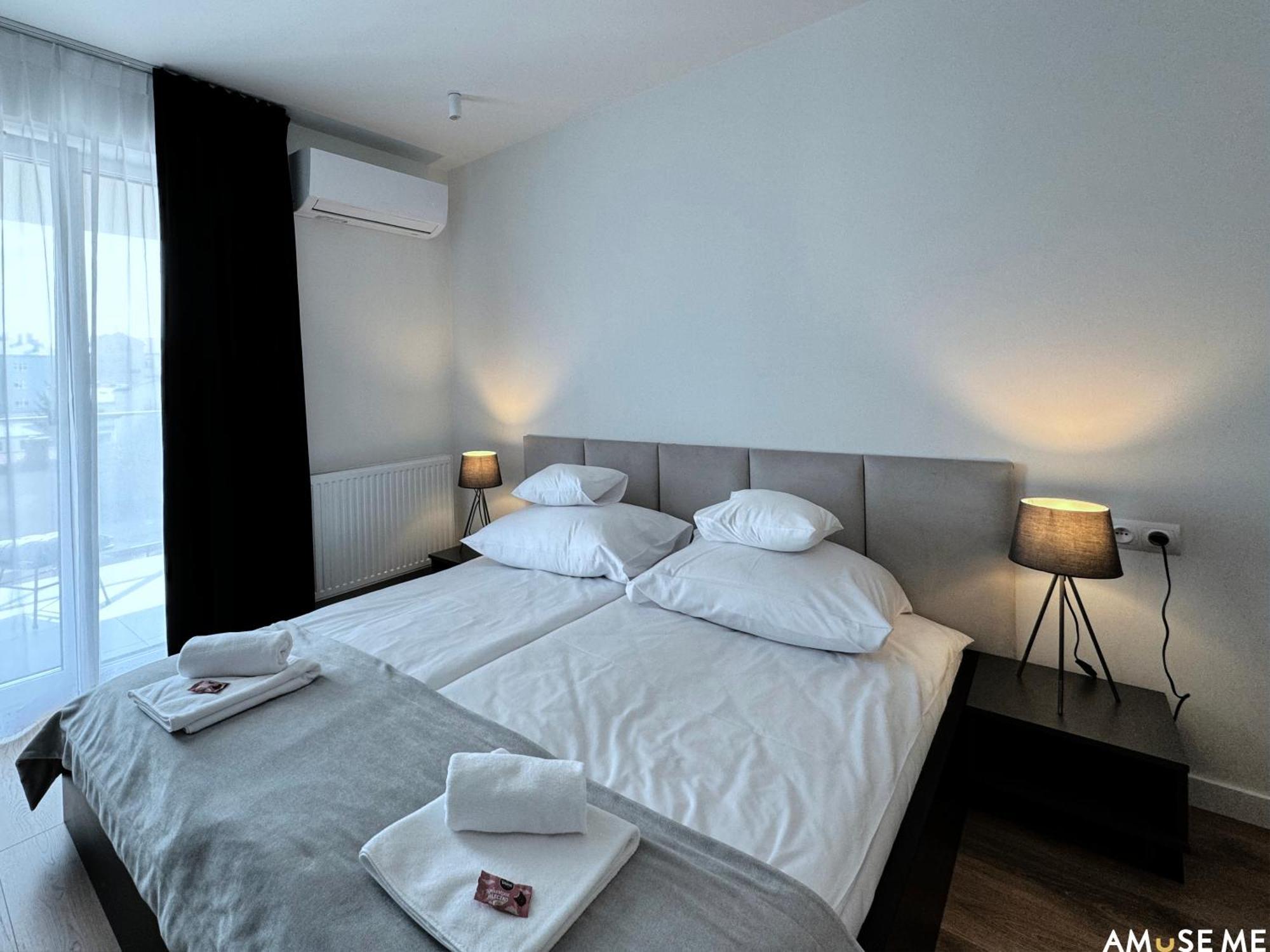 Aparthotel Amuse Me Kielce Esterno foto