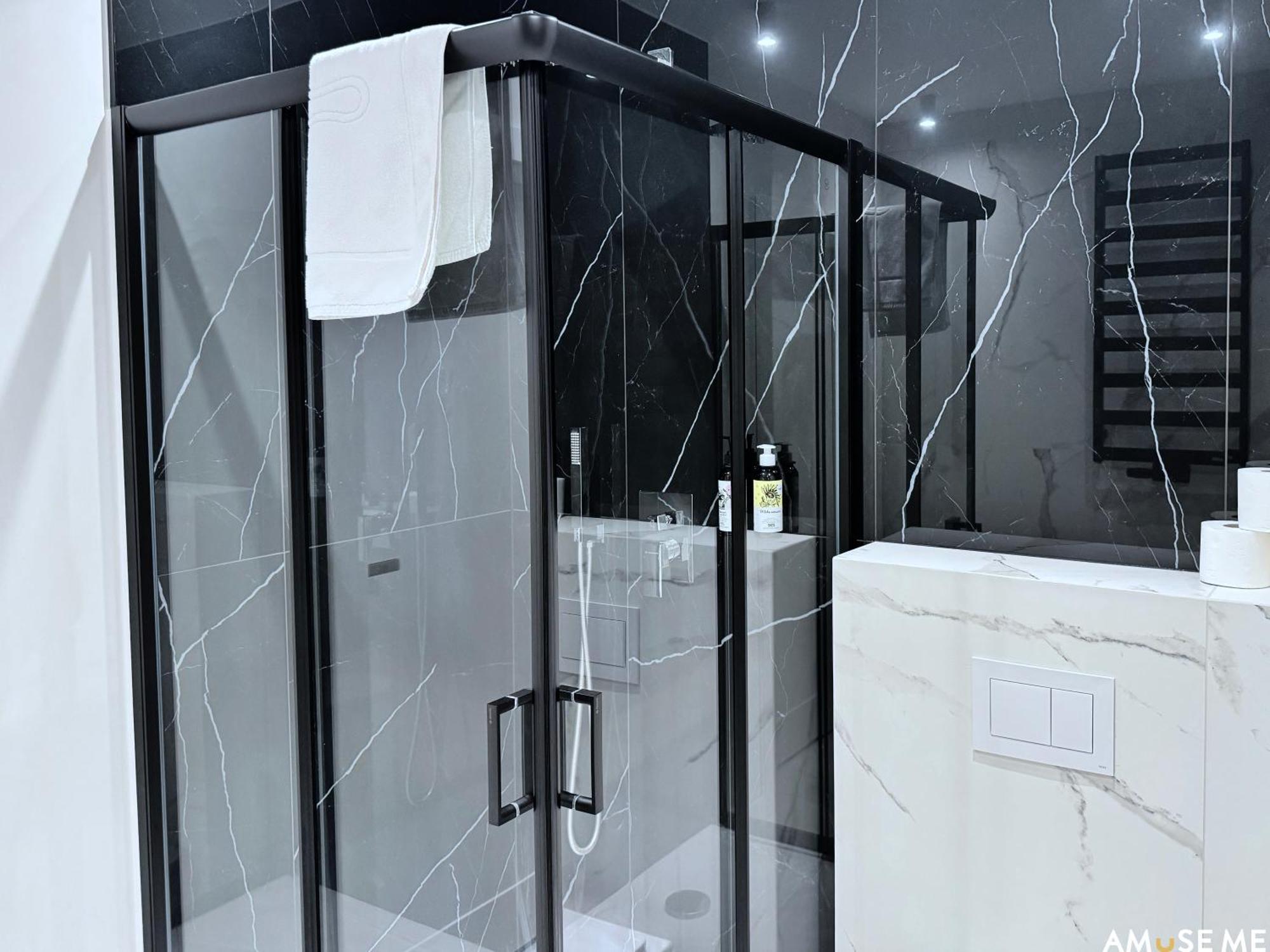 Aparthotel Amuse Me Kielce Esterno foto
